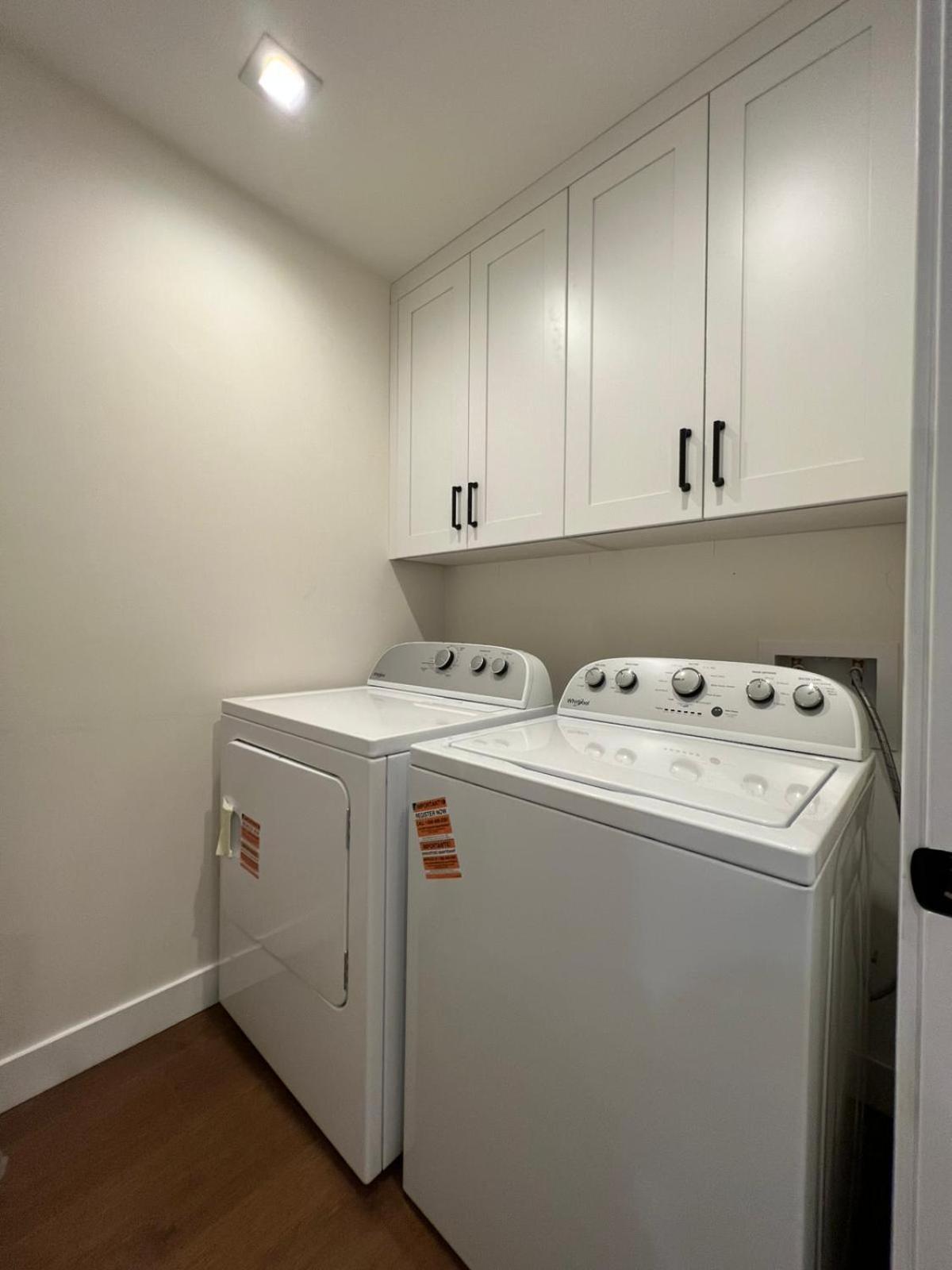 Apartment Newly Built Three Bedroom Close To Rodeo Drive Hollywood Downtown And Beaches Close To Attractions Los Angeles