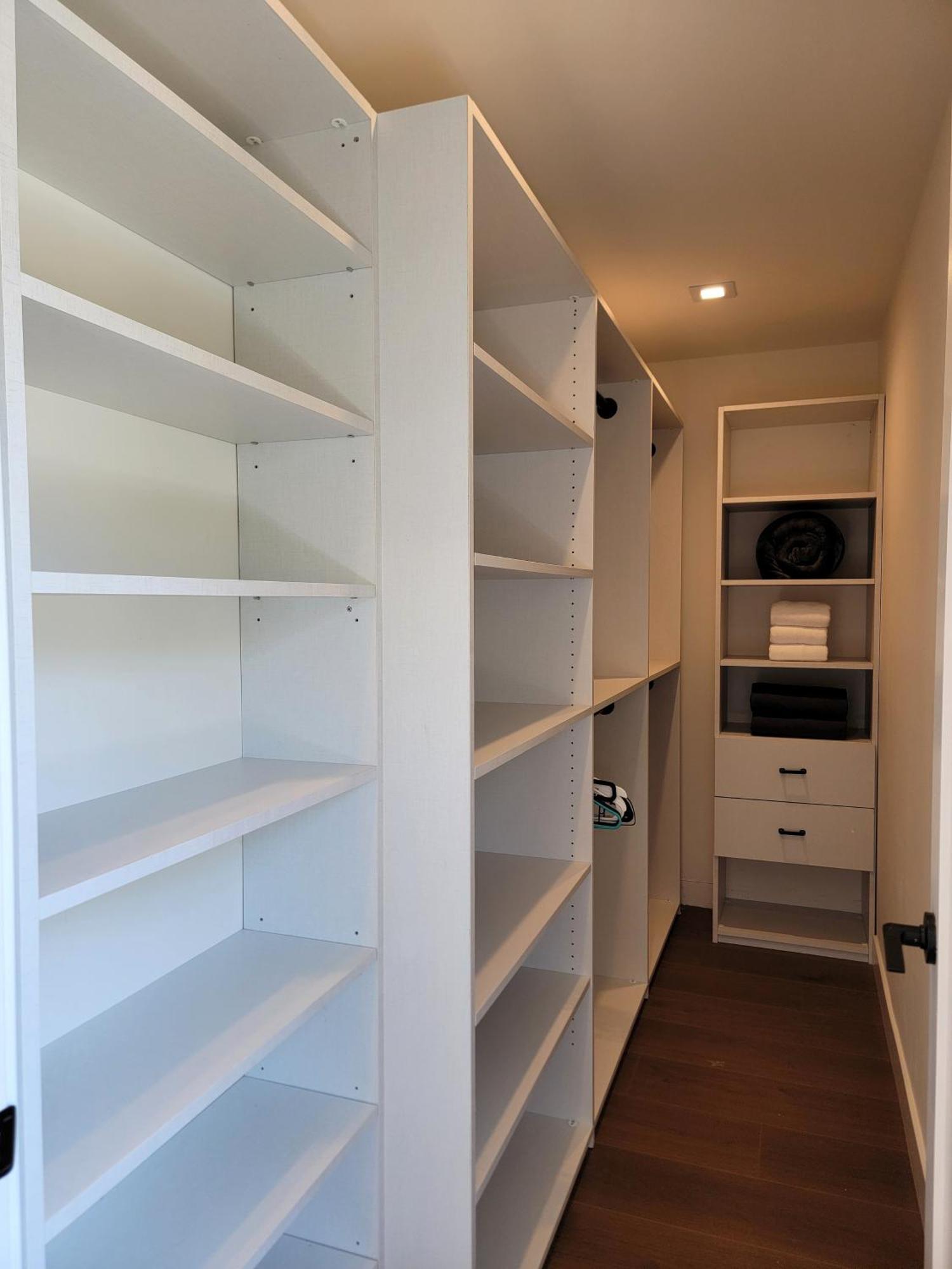 Newly Built Three Bedroom Close To Rodeo Drive Hollywood Downtown And Beaches Close To Attractions *